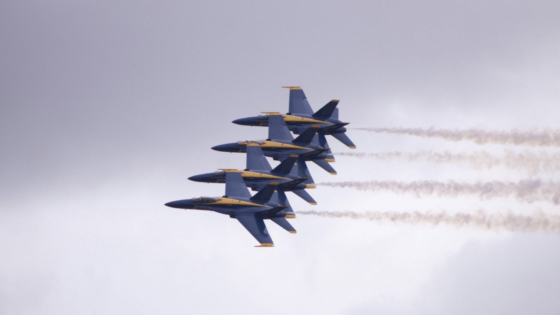 “埃尔斯·霍斯特:南非队不可或缺的防守核心”